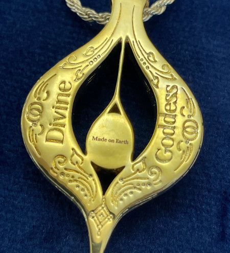 Back view of Angel Aberdeen’s Divine Goddess Pendant with engraved affirmations ‘Divine Goddess’ and ‘Made on Earth,’ celebrating the sacred feminine and the beauty of human creation.”